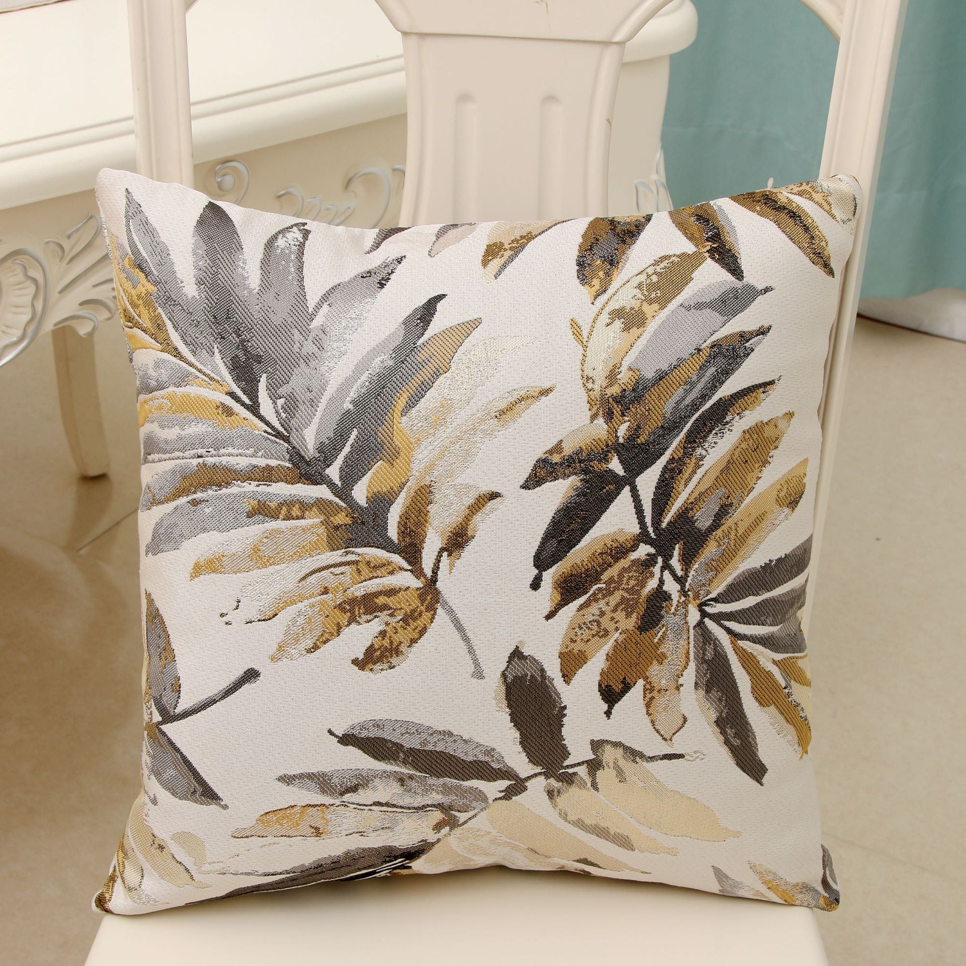 Colorful leaf pillowcase