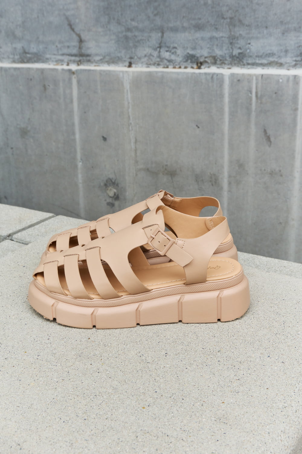 Qupid Platform Cage Stap Sandal in Tan