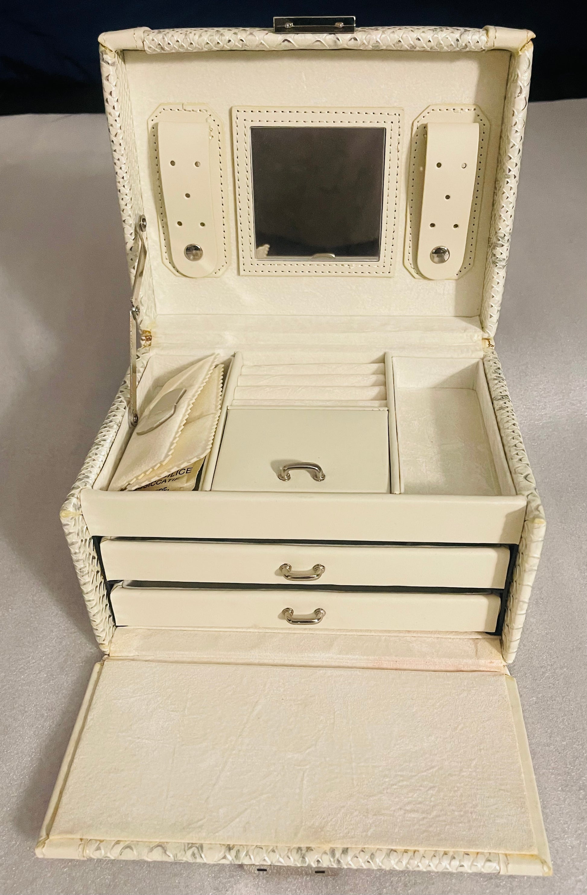 Beautiful Jewelry box