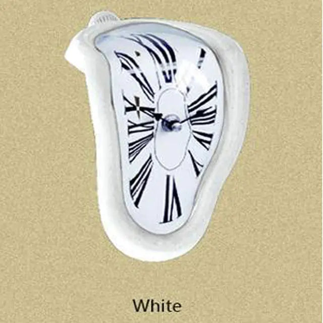 2022 New Novel Surreal Melting Distorted Wall Clocks