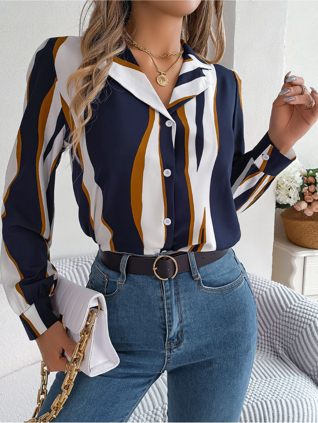 Casual Versatile Contrasting Striped Long Sleeved Shirt