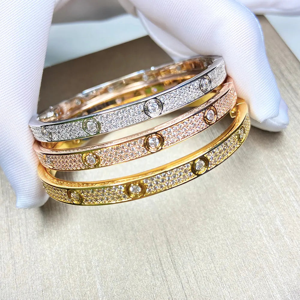 Popular Brand Luxury Inlaid Bracelets