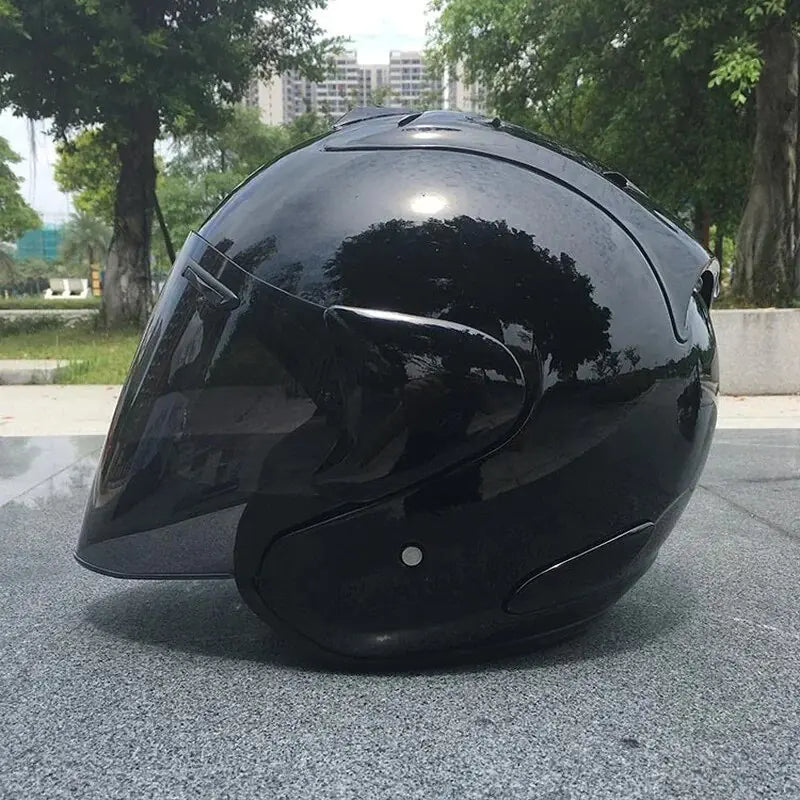 Medio casco de motocicleta